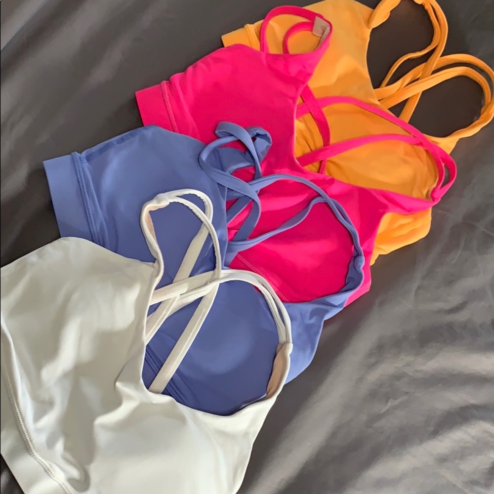 Lululemon sports bras (4) size 4